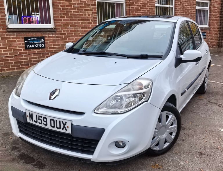 2009 Renault Clio 1.1 Clio Expression 16v 5dr Hatchback Petrol Manual