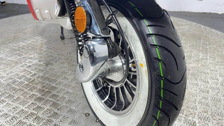 Ajs MODENA 2025 51 MILES CUSTOM SCOOTER 125CC EYE CATCHING BIKE