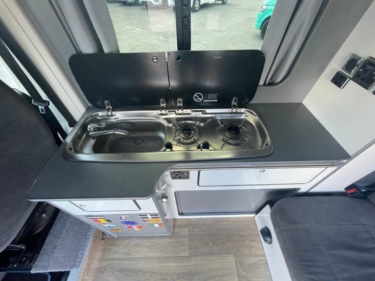 Ventura VR2000 4 Berth 5 Belt Rock n Roll Bed Camper Van 