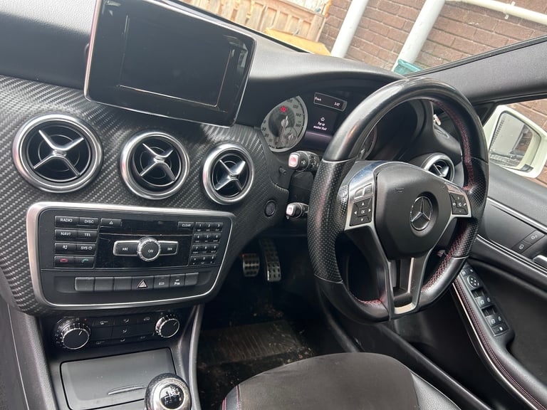 Mercedes-Benz, A CLASS, Hatchback, 2014, Manual, 2143 (cc), 5 doors