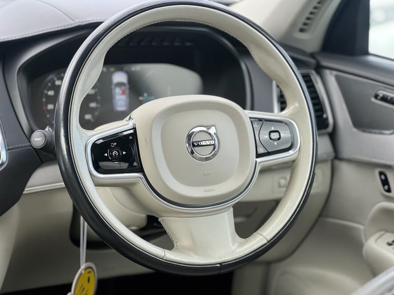 2017 Volvo XC90 2.0h T8 Twin Engine 10.4kWh Inscription Pro SUV 5dr Petrol Plug-in Hybrid A ESTAT...