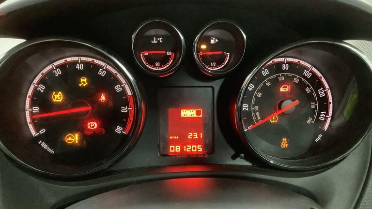 2015 Vauxhall Meriva 1.4i Exclusiv Euro 6 5dr MPV Petrol Manual