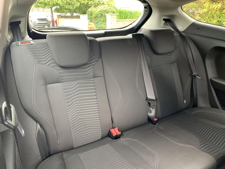 2015 Ford Fiesta 1.25 Zetec Euro 6 3dr HATCHBACK Petrol Manual