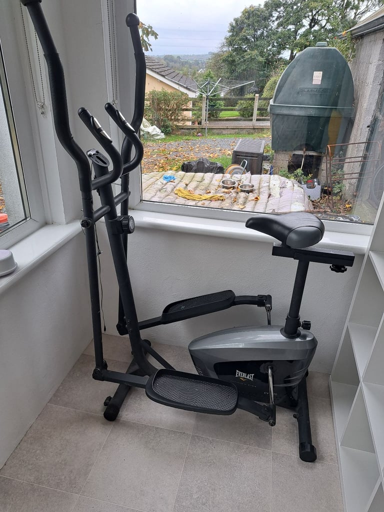 Everlast 2 in 1 Elliptical Cross Trainer and Exercise Bike