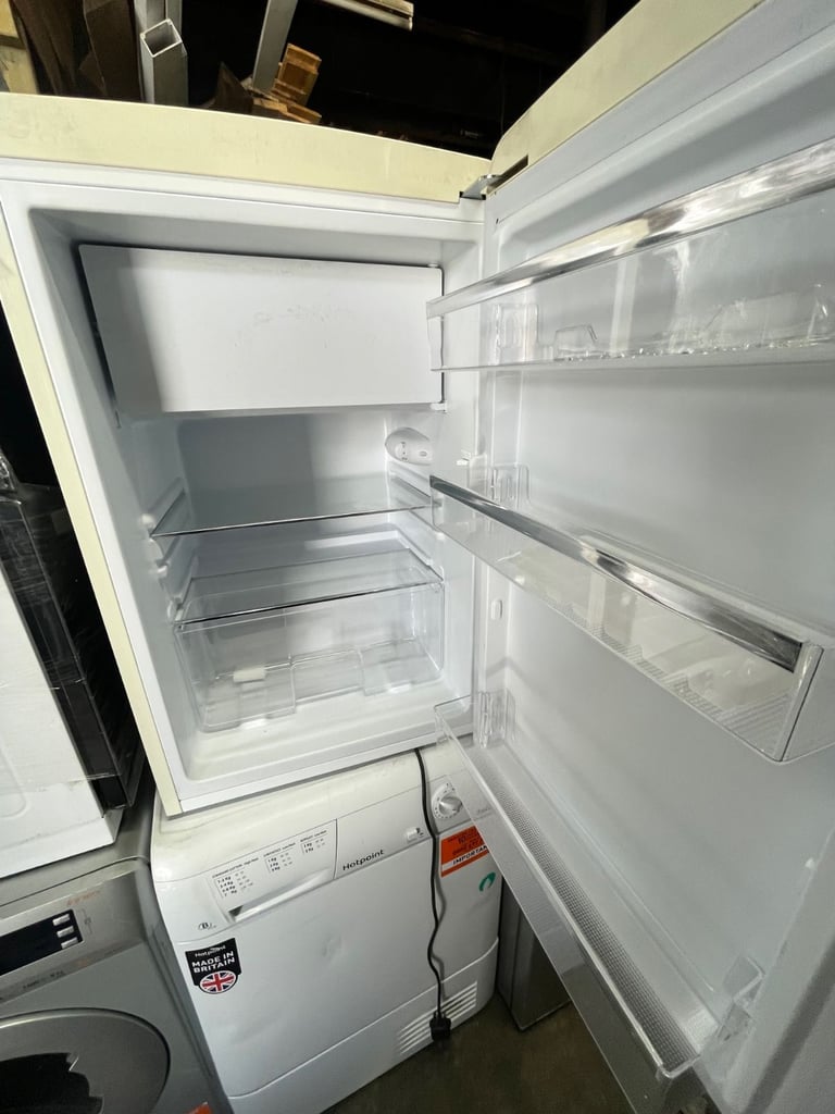 Montepellier under counter Fridge with Ice Box A++ Energy Rating