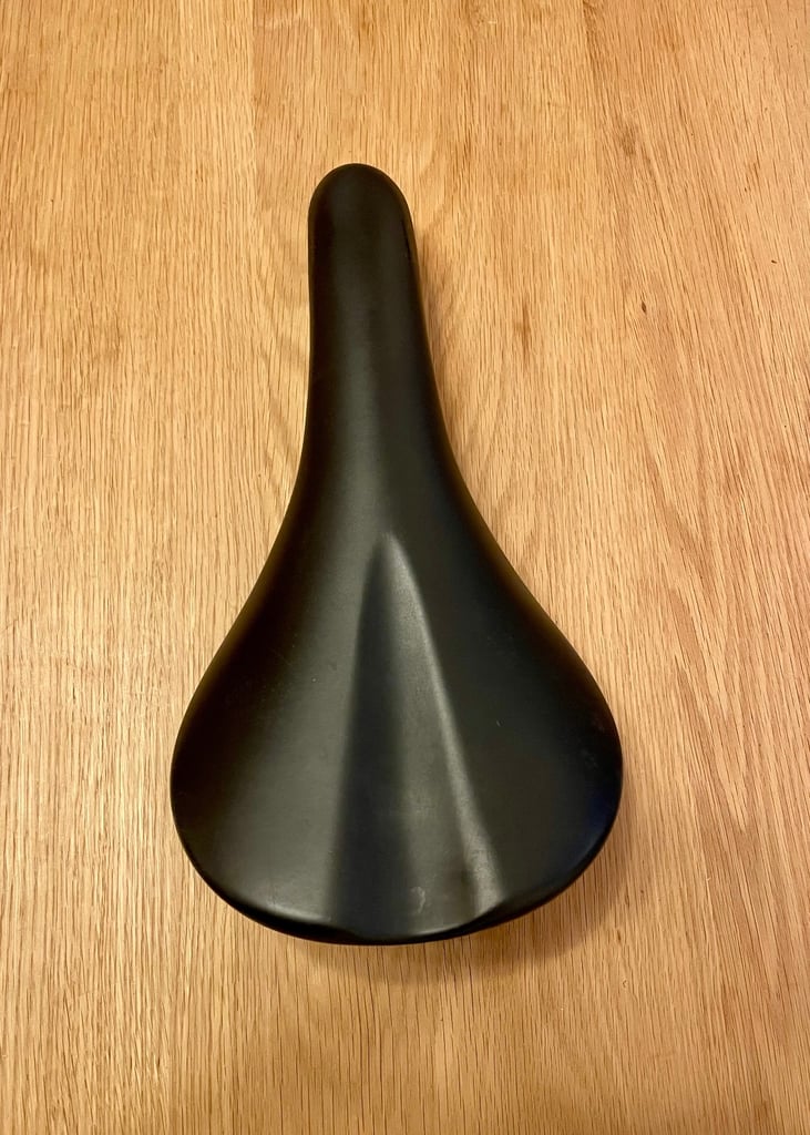 Fabric Scoop Elite Saddle - Shallow