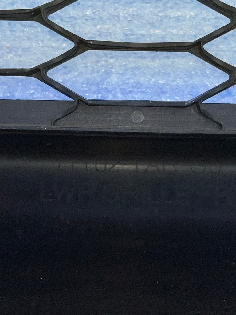 GENUINE HONDA JAZZ FRONT BUMPER LOWER RADIATOR GRILL 15-19 71102-TAR