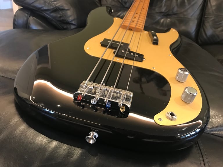 Fender Vintera® II '50s Precision Bass Guitar®, Maple Fingerboard, Black, 2023, cool 😎 
