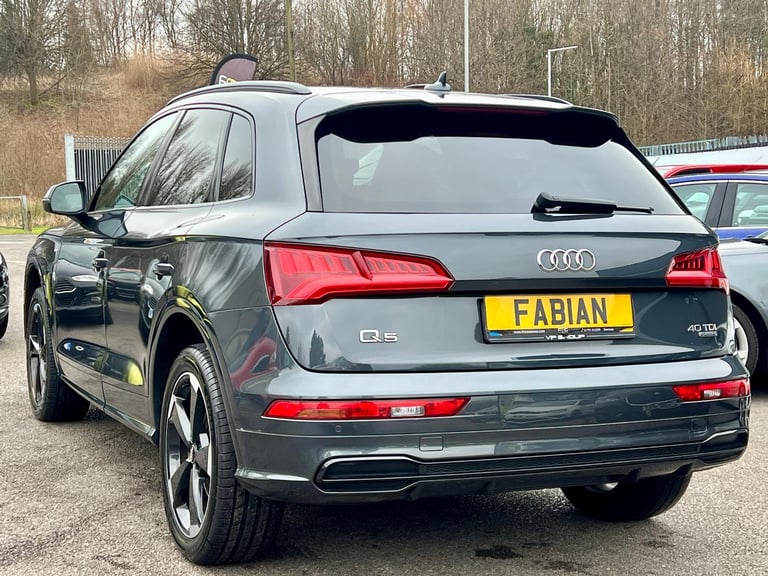 2020 Audi Q5 2.0 TDI 40 Black Edition S Tronic quattro Euro 6 *1 Owner - Value*