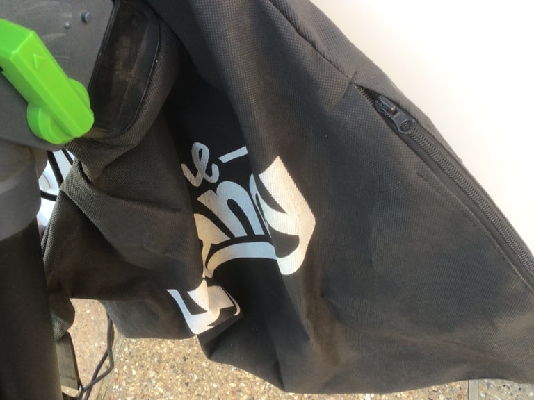 The Handy Garden bower Vax 