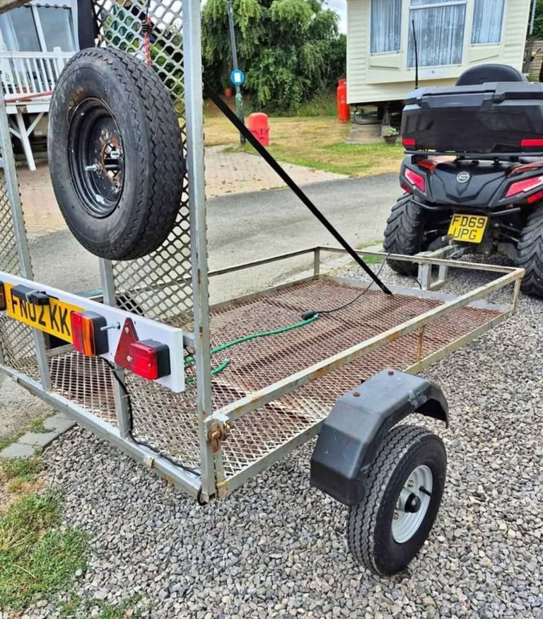 BizzOnWheels Hot Dog Cart & Trailer – Fully Equipped Mobile Catering Setup (£3,000)
