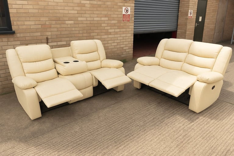 image for **🛋️ Roma Recliner 3+2 Sofa Set – Modern Cream Design, Great Deal 💷 **
