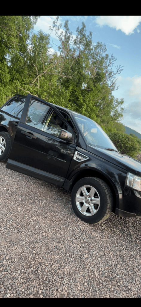 Land Rover, FREELANDER, Estate, 2010, Manual, 2179 (cc), 5 doors