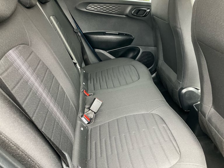 2022 Hyundai i10 1.2 MPi Premium 5dr Auto Hatchback PETROL Automatic