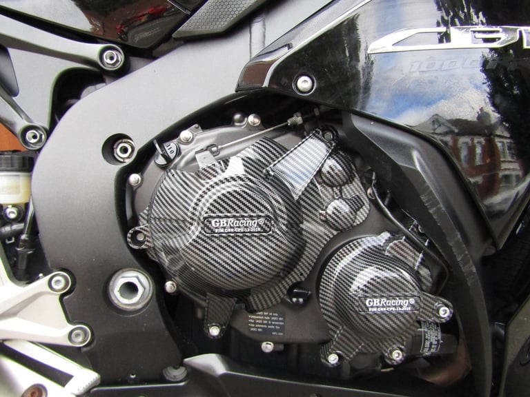 HONDA CBR 1000 RR *2017 * MODEL * AMAZING CONDITION * 9300 MILES *