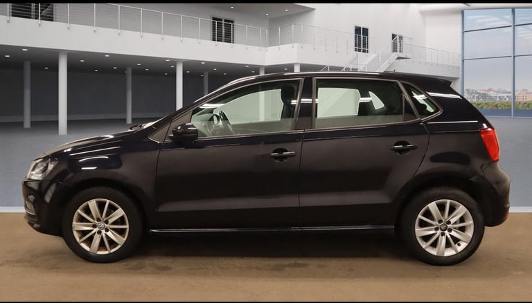 2014 Volkswagen Polo 1.0 SE 5dr HATCHBACK Petrol Manual