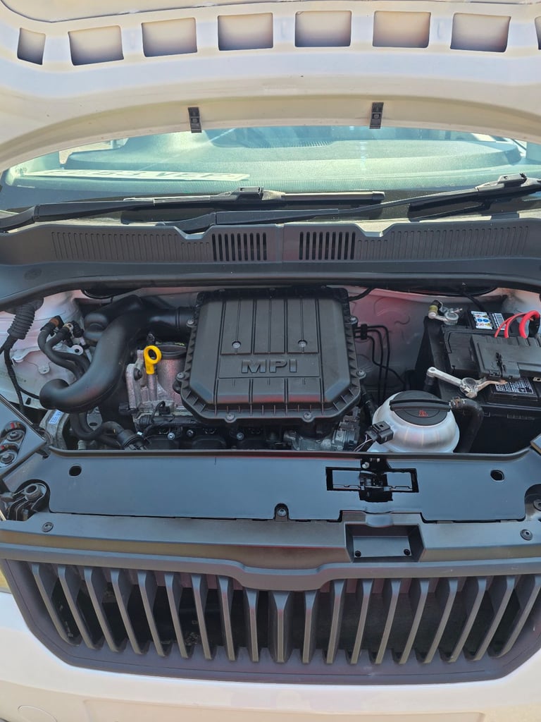 Skoda, CITIGO, Hatchback, 2013, Manual, 999 (cc), 5 doors