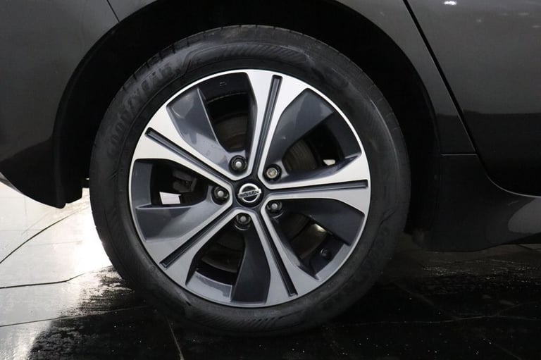 2021 Nissan Leaf 40kWh N-Connecta 5dr Auto (SAT NAV, HEATED SEATS) Hatchback ELECTRIC Automatic