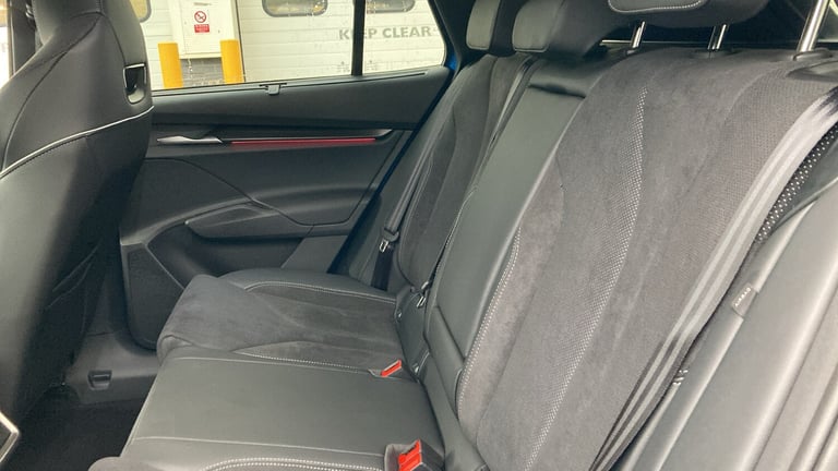 2025 Skoda Enyaq 210kW 85x Sportline 82kWh 4x4 5dr Auto Electric Estate Estate Electric Automatic