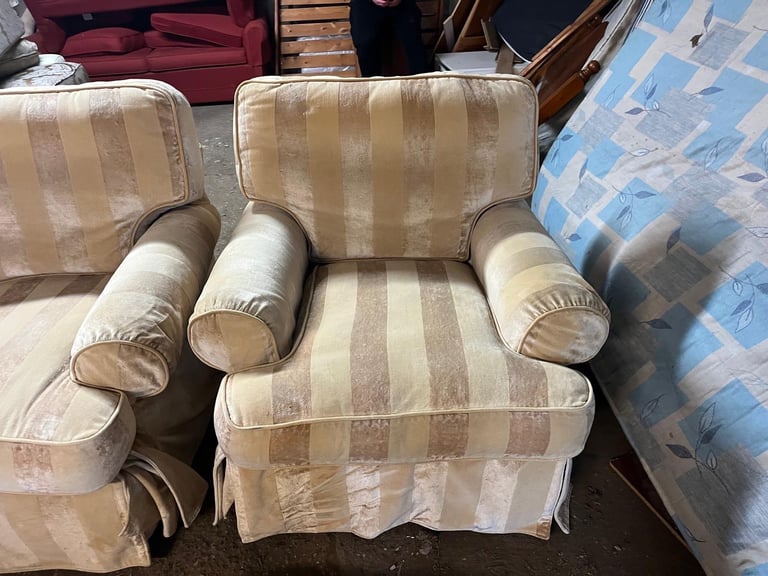 Salotti 3 seater fabric sofa 2 x armchairs and footstool - FREE DELIVERY 