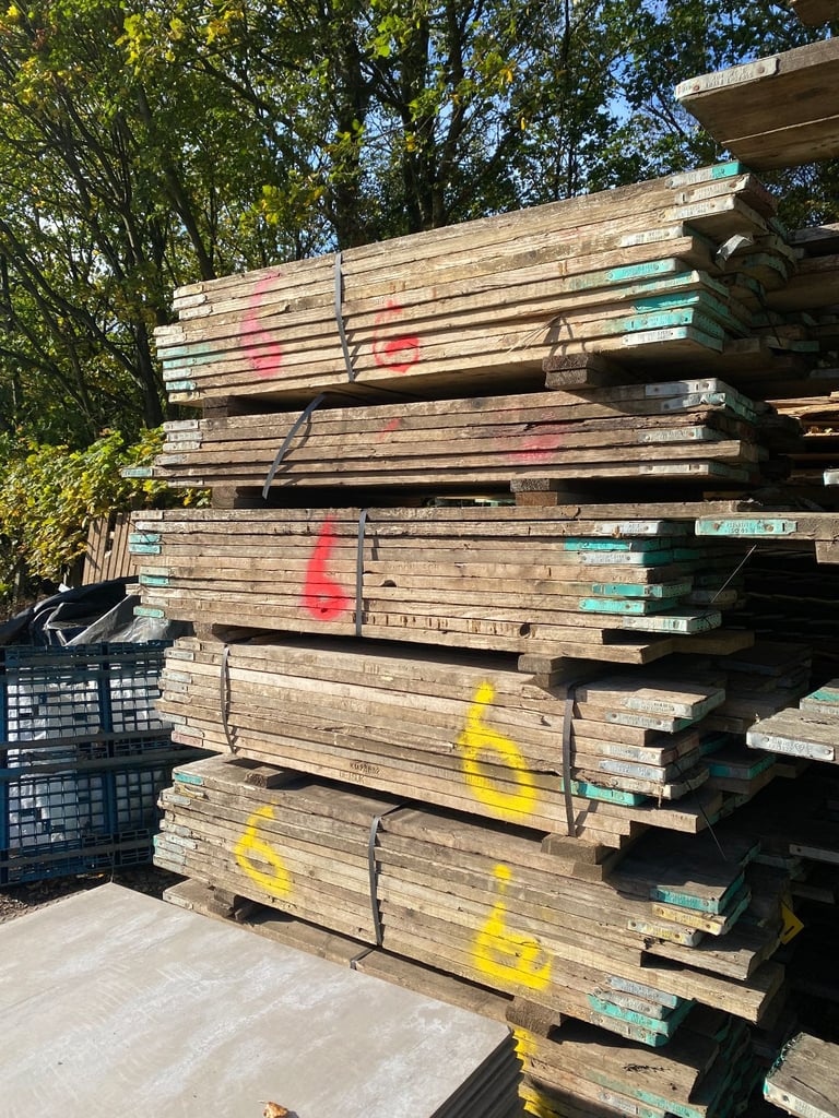 image for Scaffolding Boards 6ft / 1.8m x200 Lengths