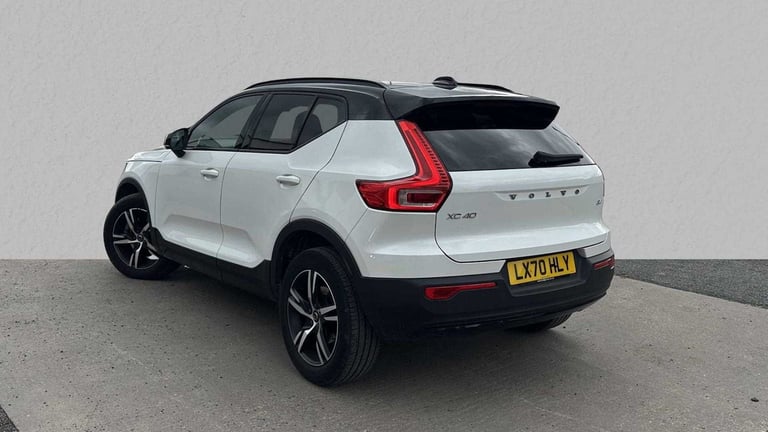 2020 Volvo XC40 2.0 B4P R DESIGN 5dr Auto Estate Petrol Automatic