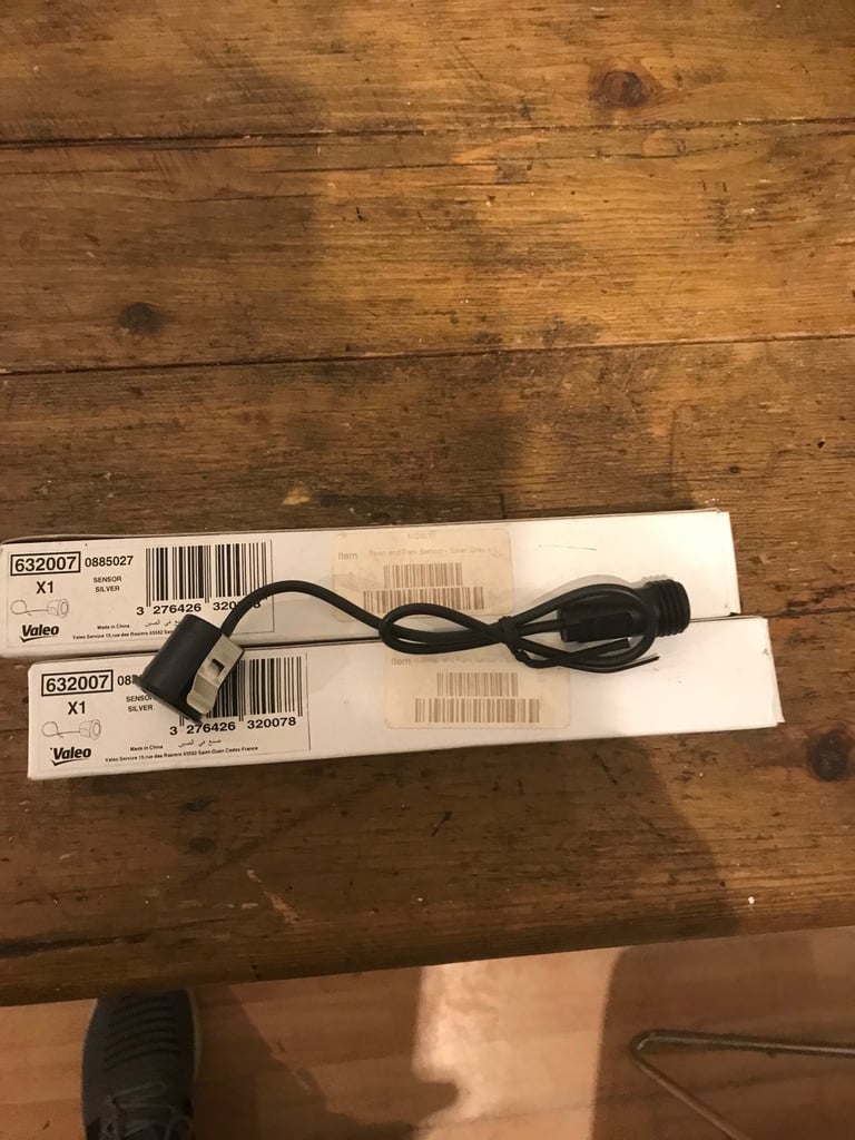 Valeo car parking sensors 