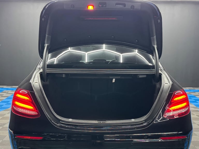 2019 Mercedes-Benz E-Class E220d AMG Line 4dr 9G-Tronic SALOON DIESEL Automatic