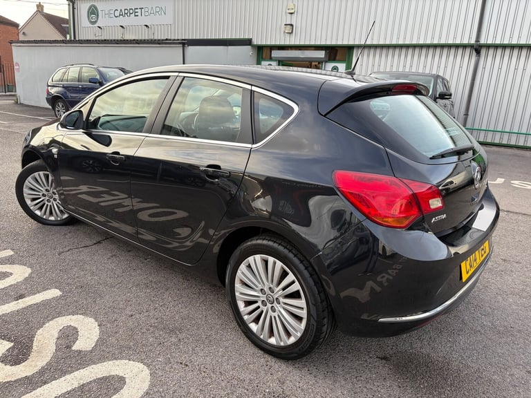 2014 Vauxhall Astra 1.6 16v Excite Hatchback 5dr Petrol Manual Euro 5 (115 ps)