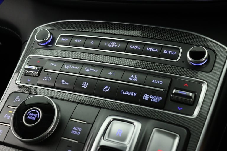 2022 Hyundai Santa Fe 1.6 TGDi Hybrid Ultimate 5dr Auto Estate Hybrid Automatic