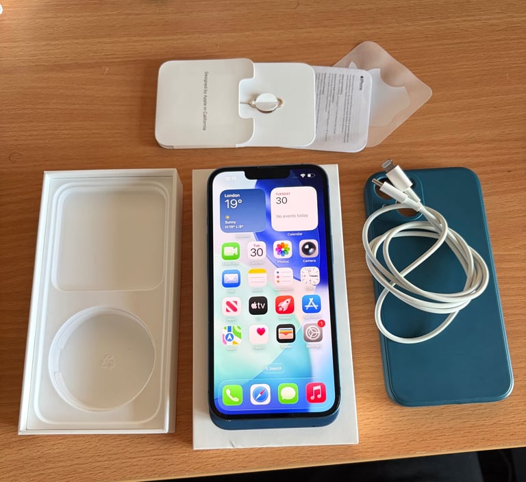 Apple iPhone 13 – 128GB – Blue – Unlocked – Good Condition