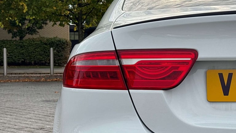  Jaguar XE 2.0 Ingenium R-Sport 4dr Auto Saloon Petrol Automatic
