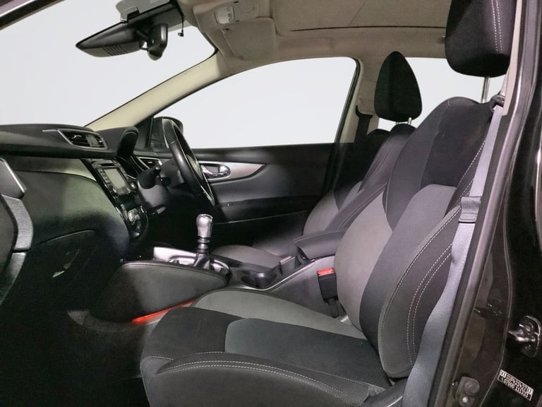 2018 Nissan Qashqai 1.5 dCi N-Connecta SUV 5dr Diesel Manual Euro 6 (s/s) (110 ps) HATCHBACK Dies...