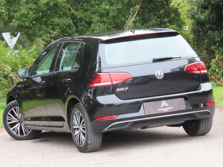 2018 Volkswagen Golf 1.6 TDI SE Nav DSG Euro 6 (s/s) 5dr HATCHBACK Diesel Automatic