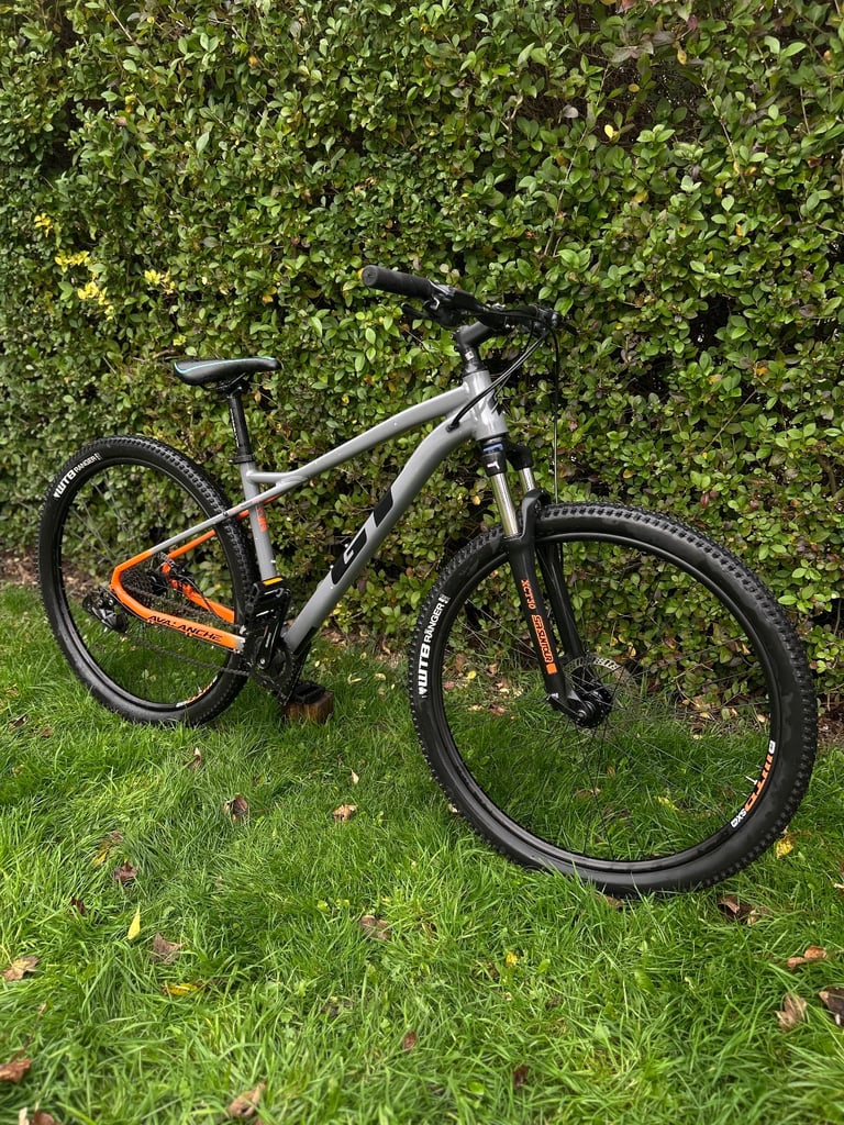 GT Avalanche Sport 29” Men’s Mountain Bike