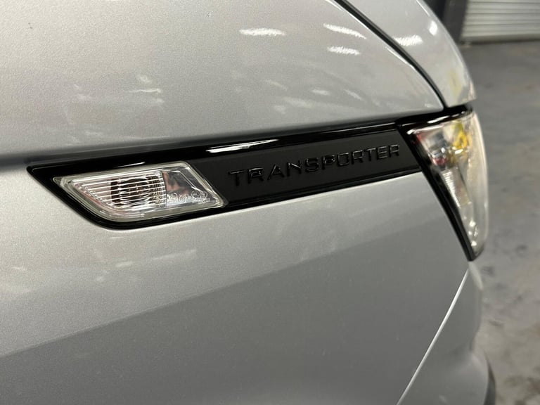 2021 Volkswagen Transporter 2.0 TDI T32 Highline Kombi FWD LWB High Roof Euro 6 (s/s) 5dr WINDOW ...