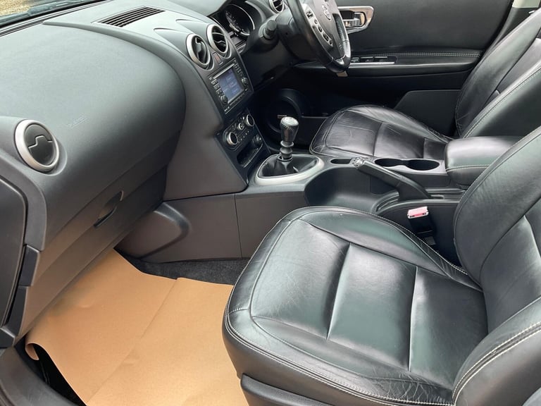 2011 Nissan Qashqai 1.5 dCi Tekna 2WD Euro 5 5dr HATCHBACK Diesel Manual