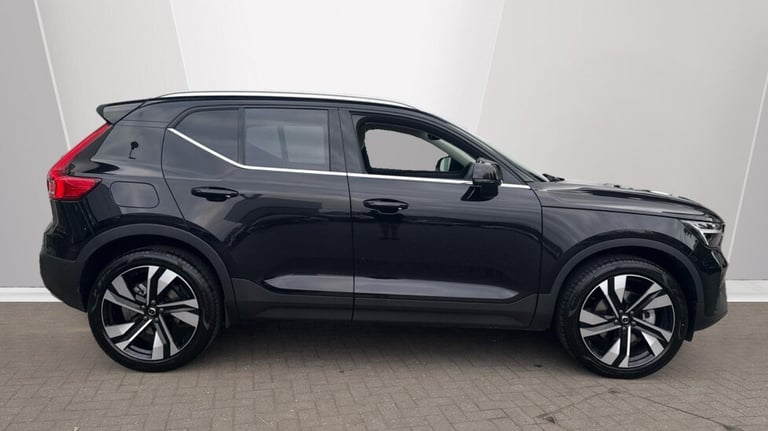 2025 Volvo XC40 Ultra, B3 Mild hybrid, Petrol, Bright Estate Petrol Automatic