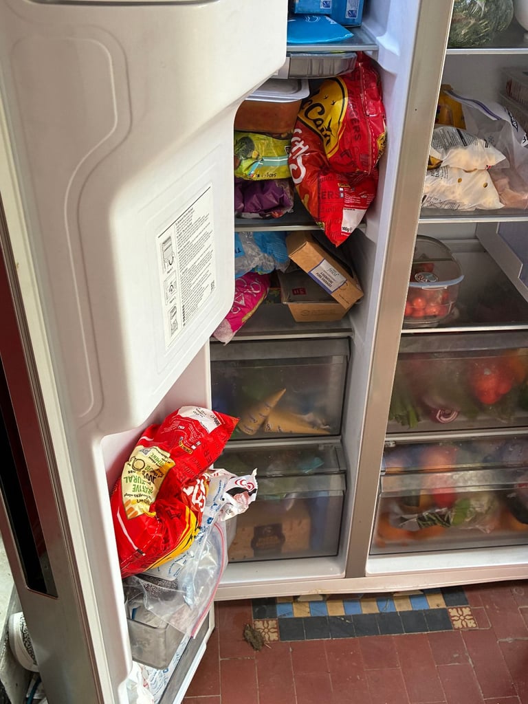 Samsung Series 7 SpaceMax RS68A8520S9/EU 634L American-Style Fridge Freezer - Matte Stainless