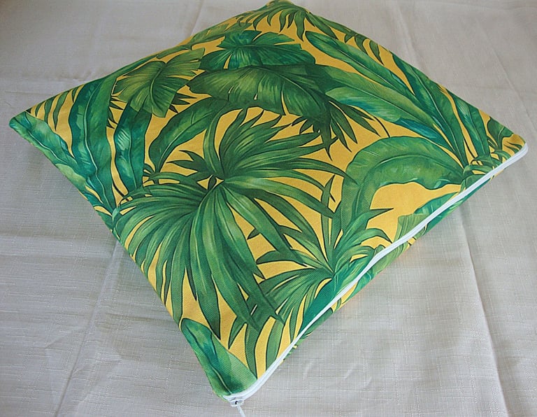 4 cushion covers 40cm x 40cm, (16 x 16 inches), Tropical foliage green & yellow, new