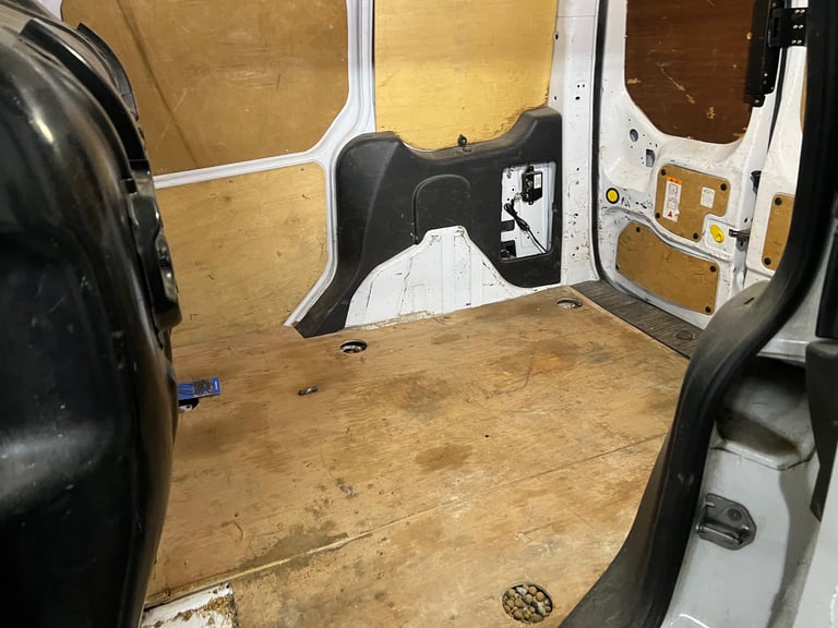 Ford, TRANSIT CONNECT, Panel Van, 2015, Manual, 1560 (cc)