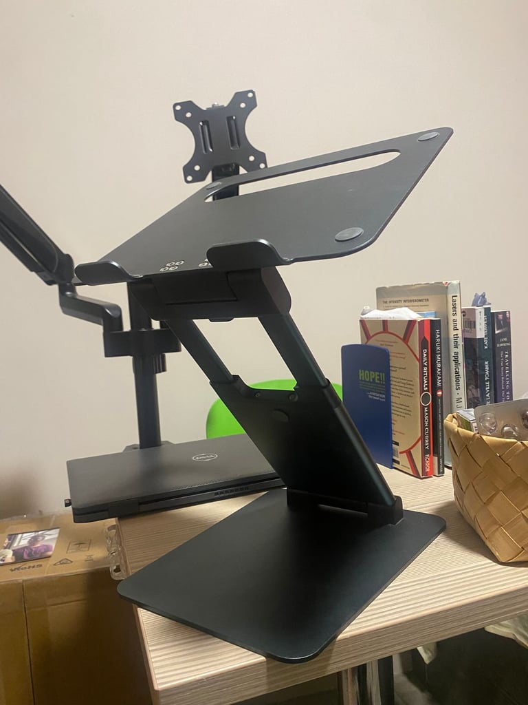 Adjustable metal laptop stand – sturdy, tilting, great condition