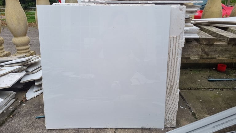White tiles 60x60cm