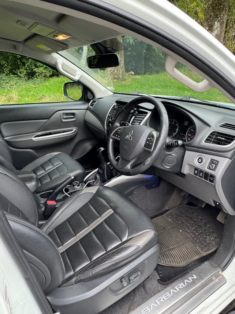 Mitsubishi, L200, Pick Up, 2016, Manual, 2442 (cc)