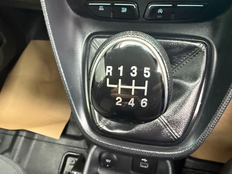 2021 Ford Transit Connect 1.5 EcoBlue 100ps Leader D/Cab Van PANEL VAN DIESEL Manual