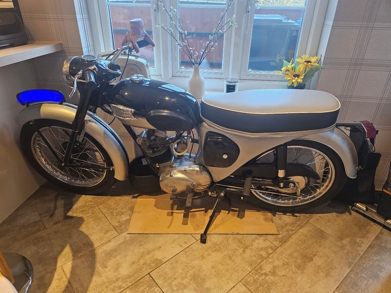 image for 1962 TRIUMPH TIGER CUB