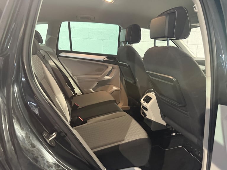 2018 Volkswagen Tiguan 2.0 TDI SE Navigation Euro 6 (s/s) 5dr ESTATE Diesel Manual