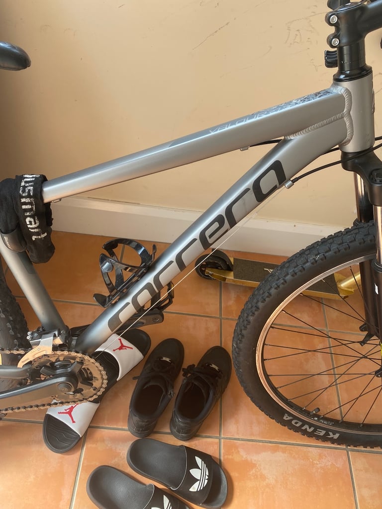 image for Carrera Valour Mountain Bike (16”)