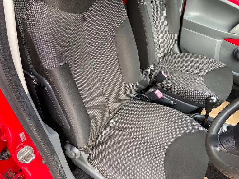 2009 Toyota Aygo 1.0 VVT-i + Hatchback 5dr Petrol Manual Euro 4 (67 bhp)