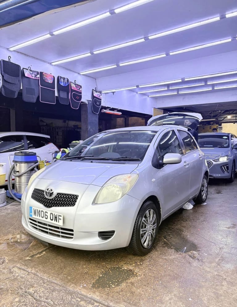 Toyota YARIS Hatchback 2006, Manual, 5 doors